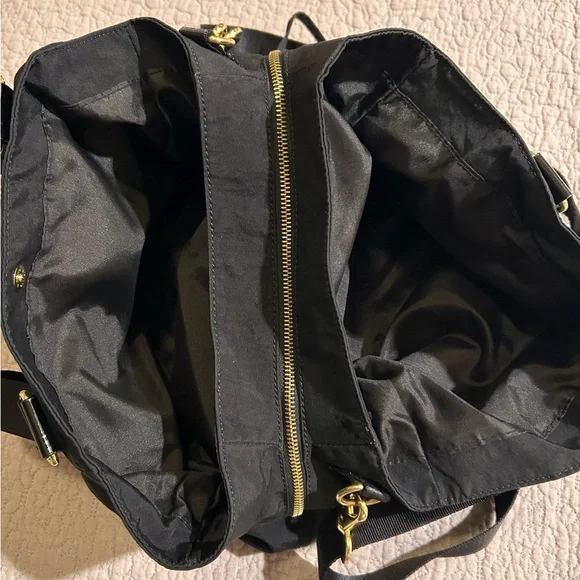 Kipling Black Shoulder Bag with Gold Details - Picture 4 of 12